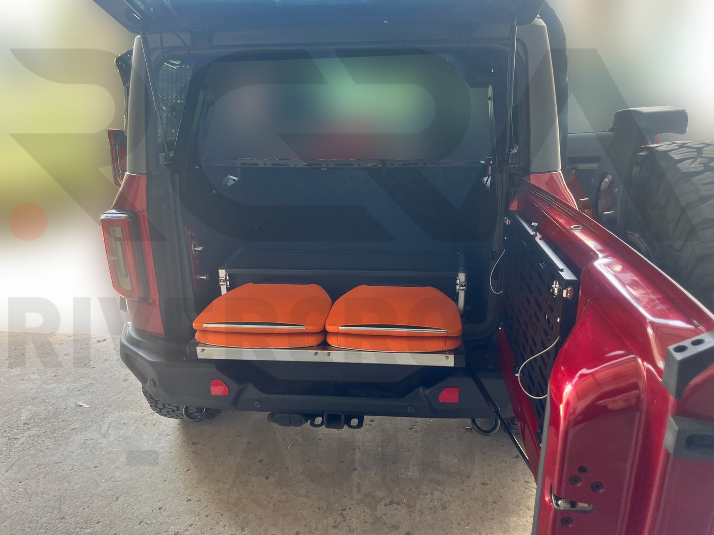 2024 Ford Bronco Viewing Seat/ Trunk Viewing Seat (Aftermarket)