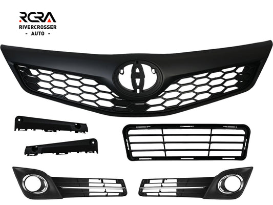 2012-2014 Toyota Camry SE/XSE Grille Set With Hole on Fog Light Cover (Aftermarket)