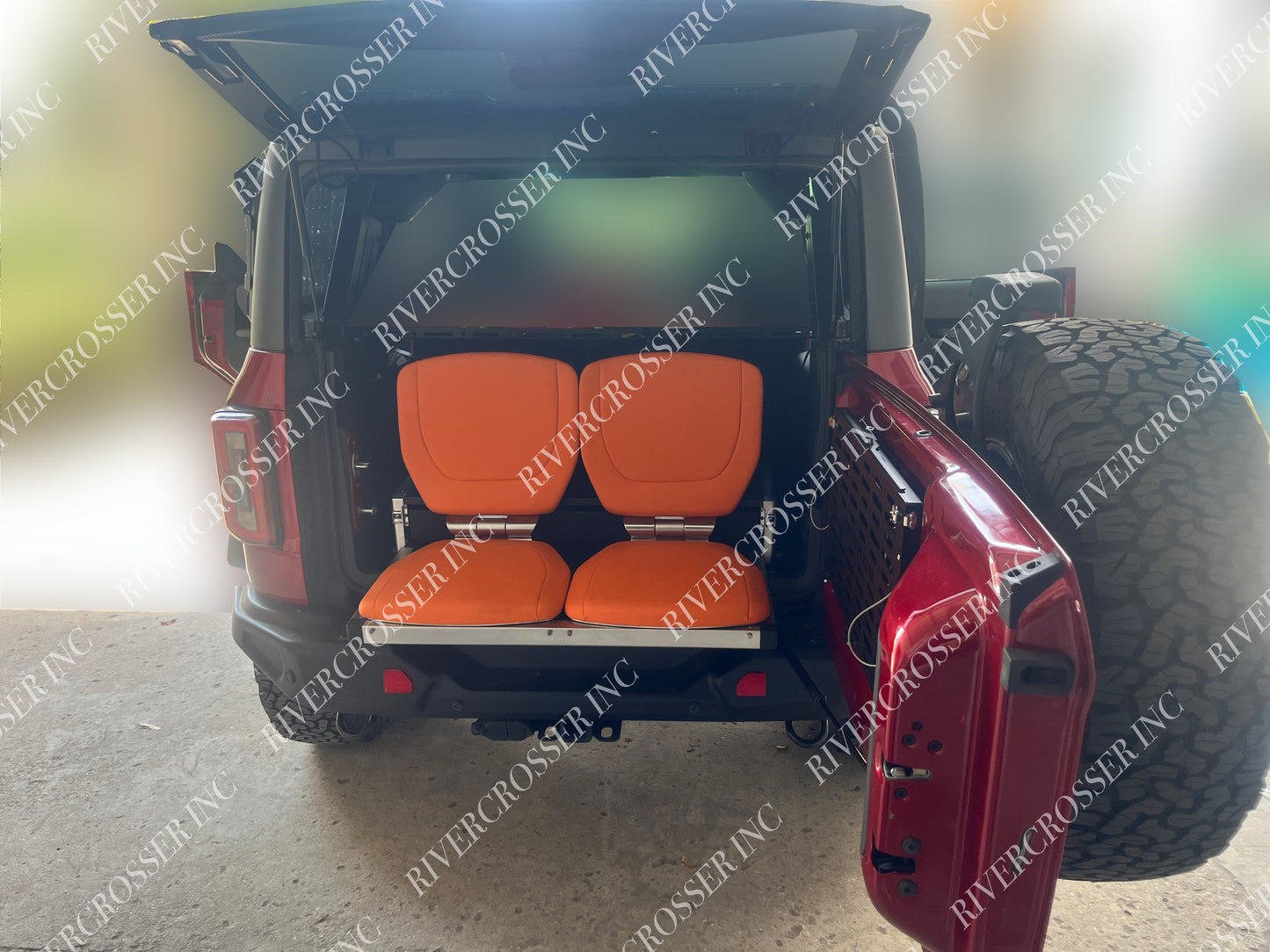 2024 Ford Bronco Viewing Seat/ Trunk Viewing Seat (Aftermarket)